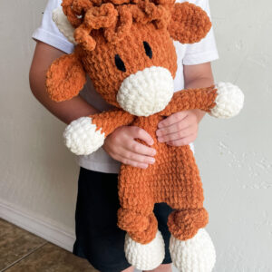 highland cow crochet lovey pattern