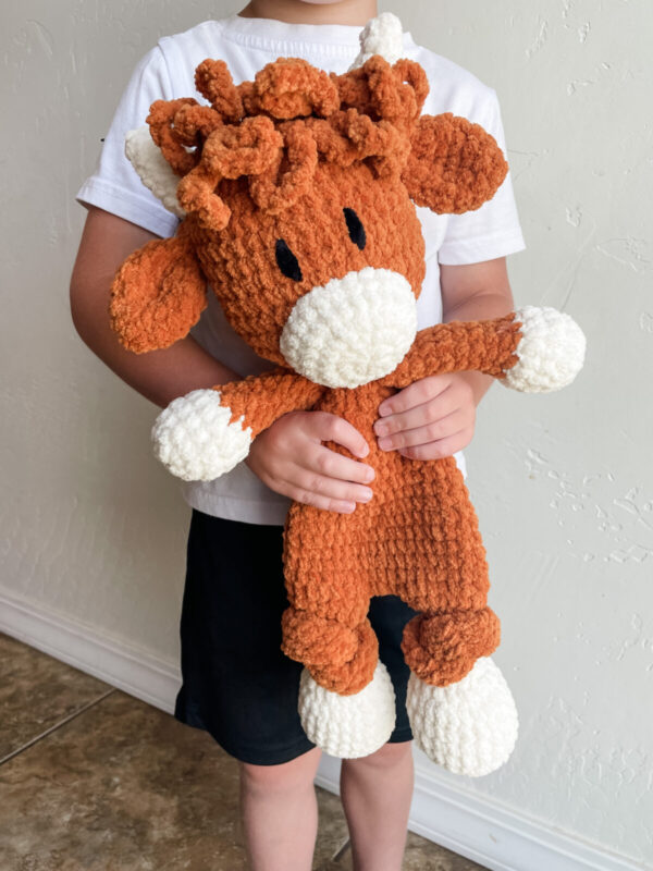 highland cow crochet lovey pattern