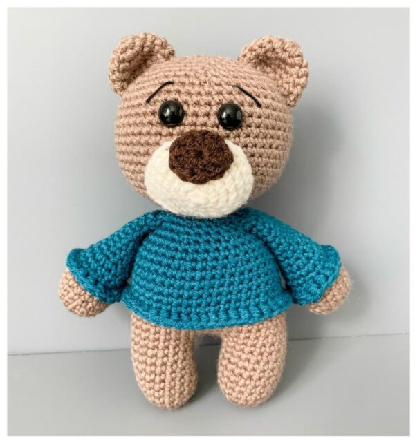 The Friendly Bear in a Sweater Pattern - Image 3